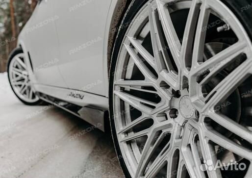 Кованые диски R22 на BMW X5 M