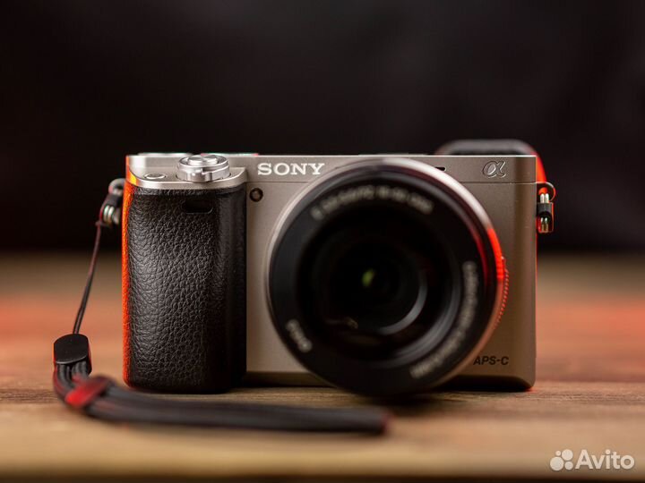 Sony Alpha a6000 + Sony 18-55 OSS