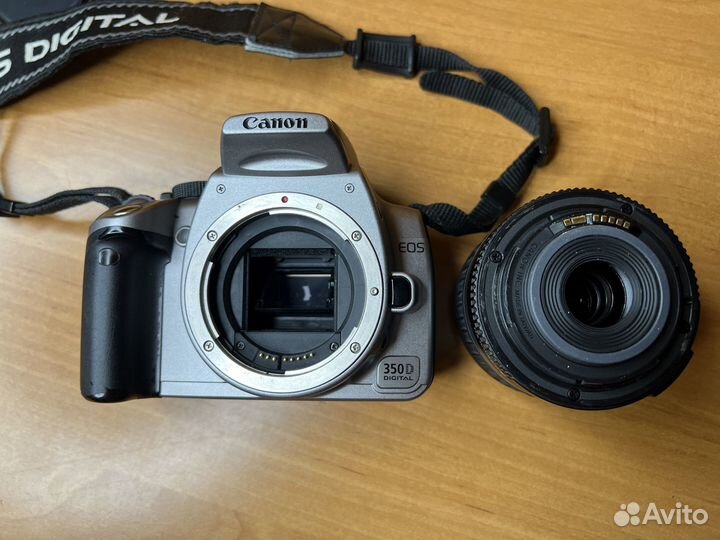 Зеркальный фотоаппарат Canon EOS 350D