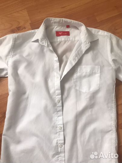 Школьные рубашки новые для мальчиков 140