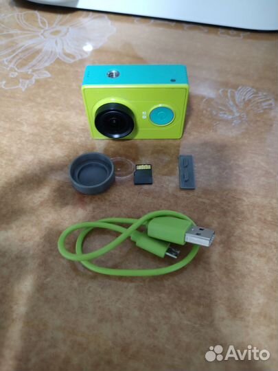Экшн камера xiaomi yi