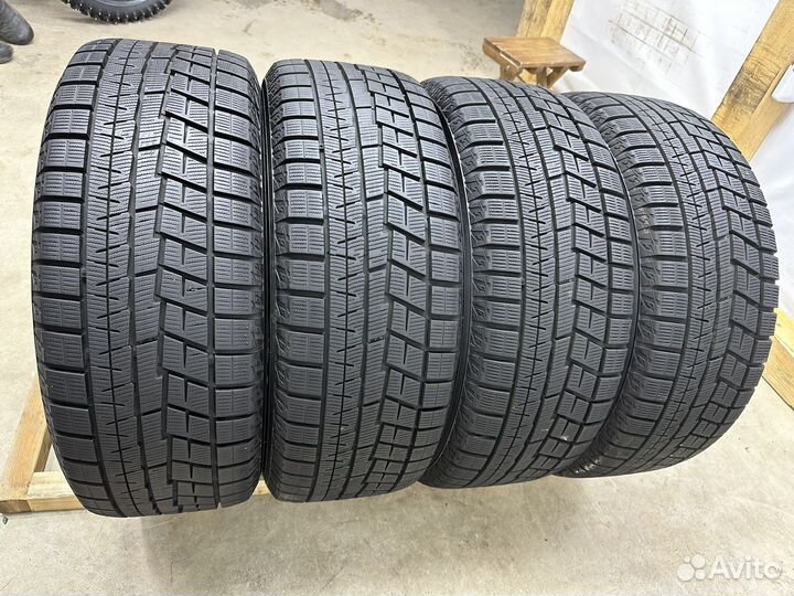 Yokohama Ice Guard IG60 215/55 R16 93Q