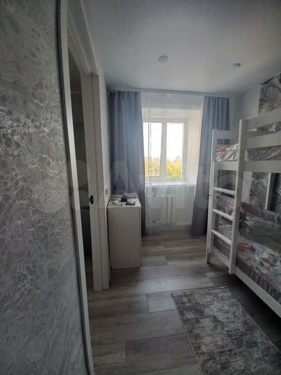 3-к. квартира, 43 м², 3/4 эт.