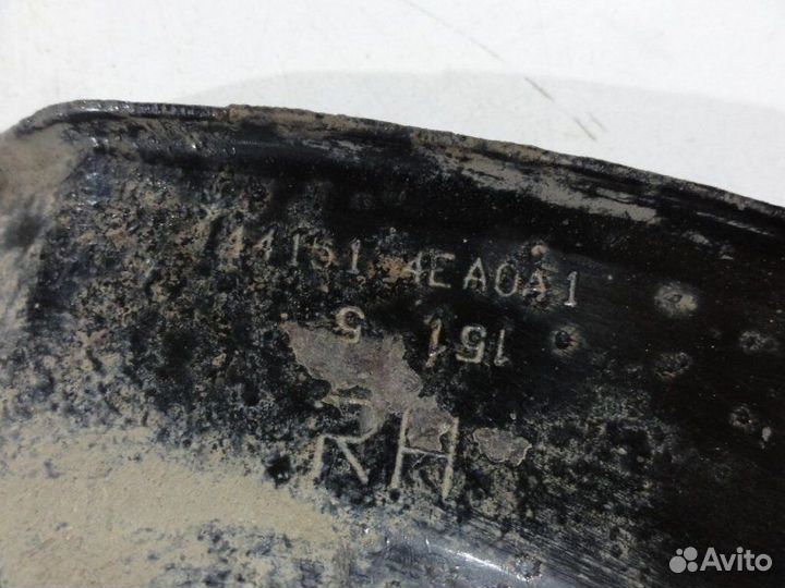 Пыльник тормозного диска задний правый Nissan