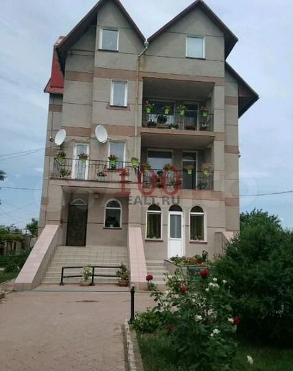 Коттедж 475 м² на участке 19 сот.