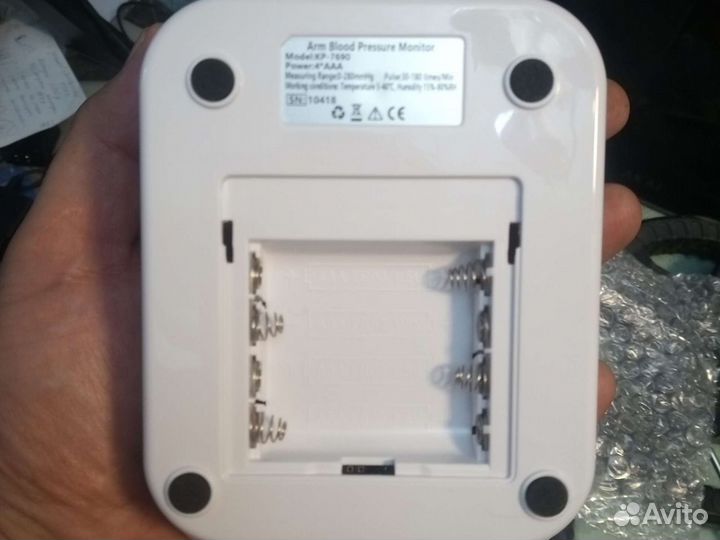 Тонометр новый исправный, 22-48 см диаметр манжеты