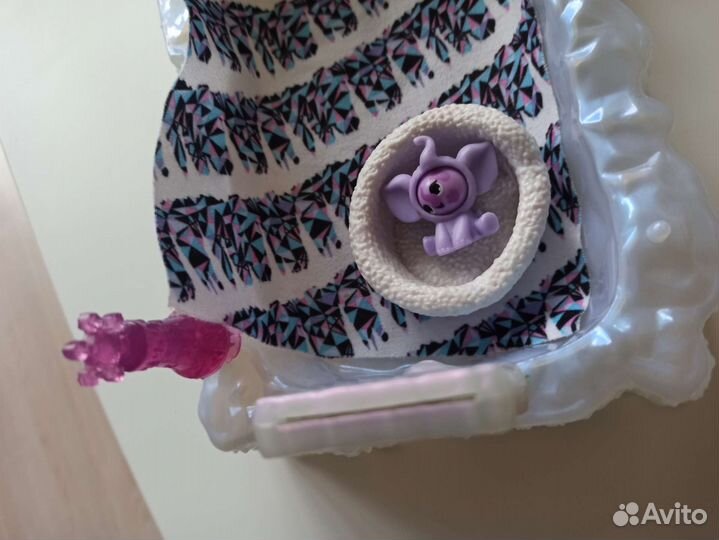 Кровать для кукол Монстер хай