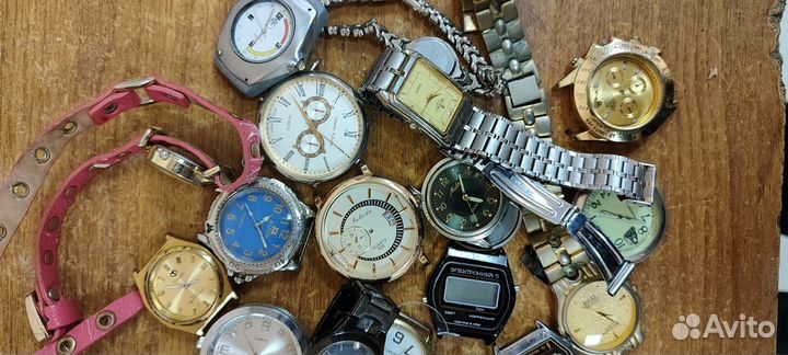Наручные часы на запчасти