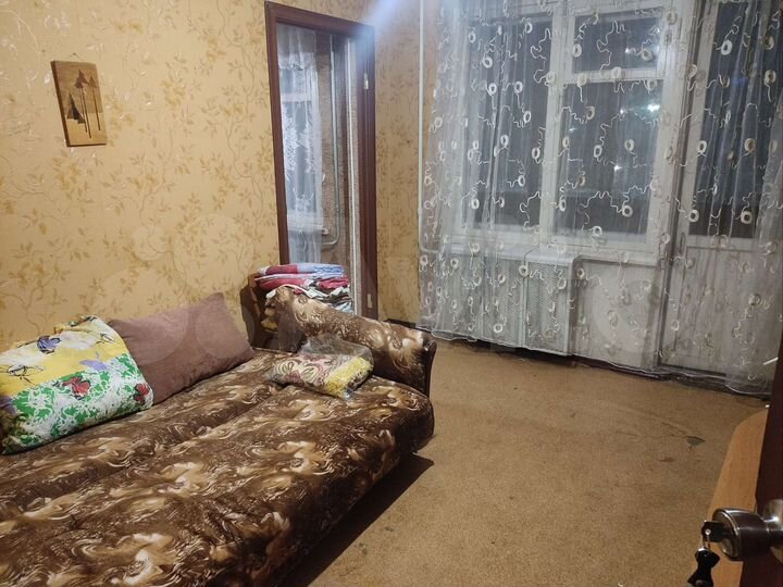 Комната 12 м² в 3-к., 2/5 эт.