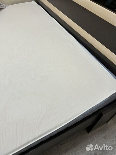 Кровать двухспальная с матрасом бу 160 200
