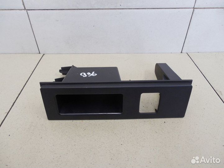 Ящик передней консоли X-Trail (T31) 2007-2014