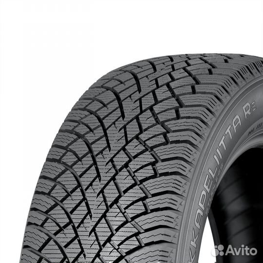 Nokian Tyres Hakkapeliitta R5 245/40 R18 97T