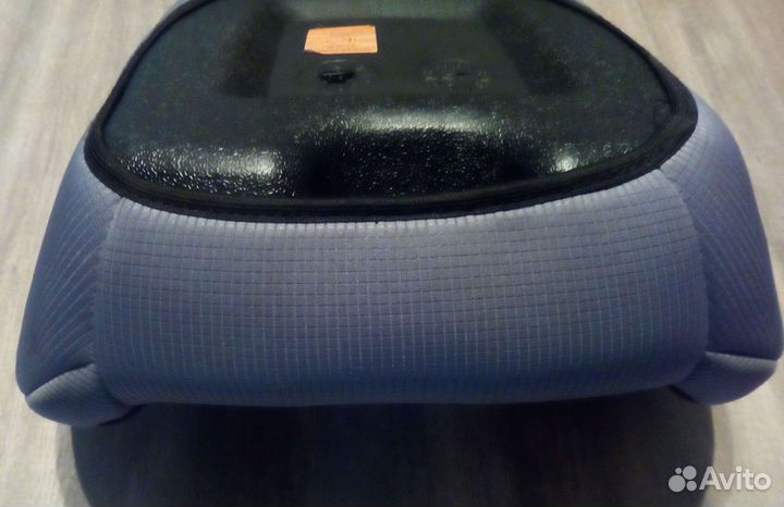 Автокресло (бустер) Zlatek (22-36 кг)