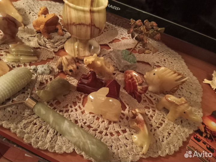 Фигурки из оникса