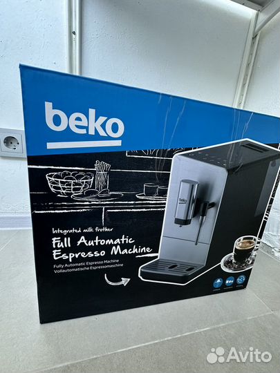 Кофемашина автоматическая Beko CEG 5311X черный