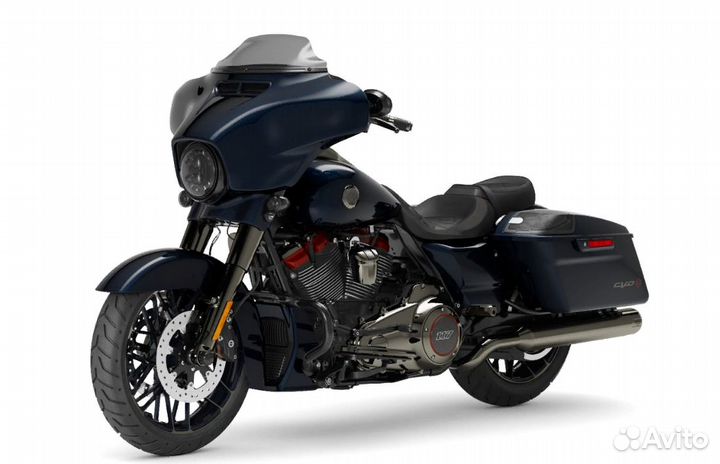 2022 CVO Street Glide Blue Steel
