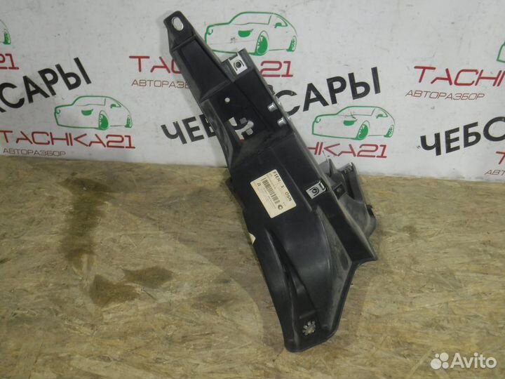 Кронштейн переднего левого крыла BMW X5 E70 06-13