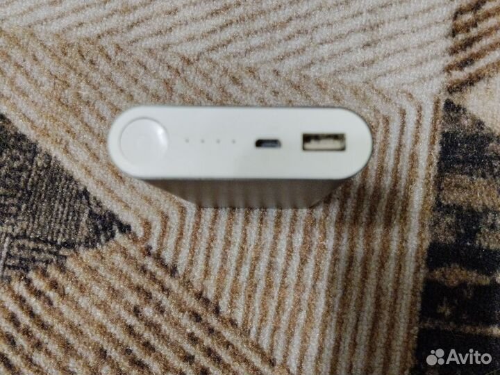 Повербанк 2000