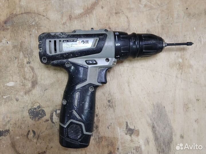 Шуруповёрт интерскол да-12эр-02
