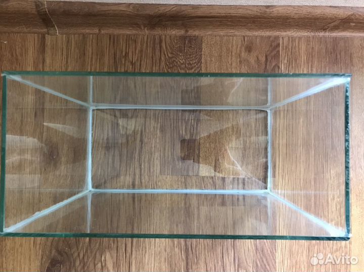 Аквариум 10л + камушки на дно