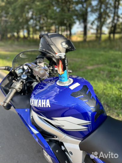 Yamaha R6