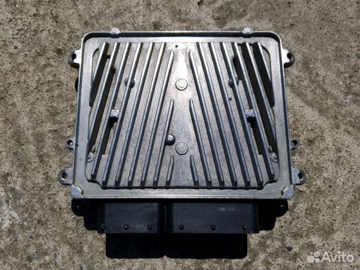 Блок управления двигателем Mercedes W164 W211 W219