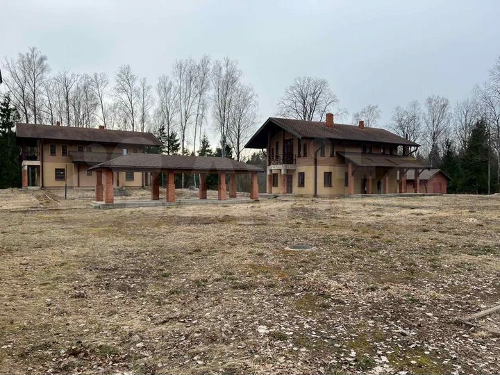 Дом 964,6 м² на участке 20000 м² (Белоруссия)