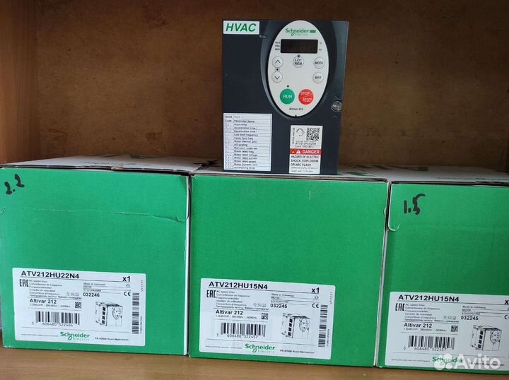 Преобразователь частоты Schneider ATV212HU15N4