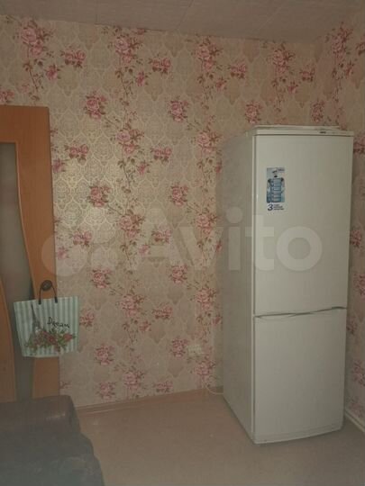 2-к. квартира, 48 м², 3/3 эт.