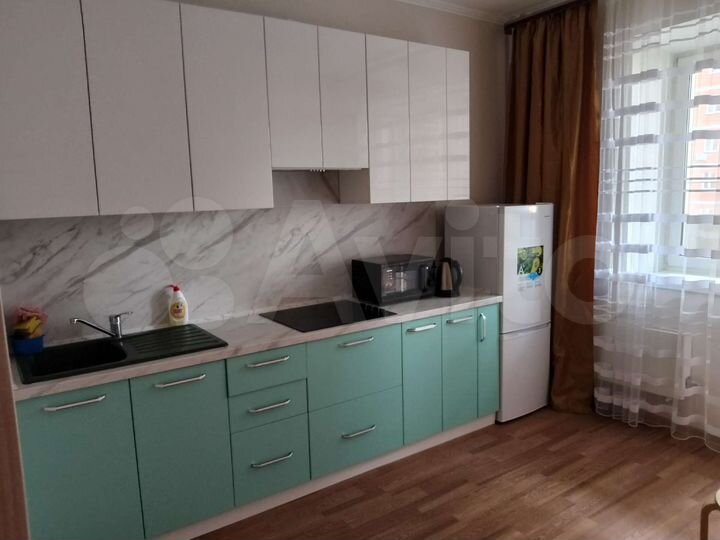 2-к. квартира, 80 м², 5/15 эт.