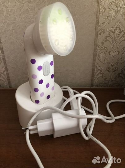 Щетка для чистки лица ультразвуком