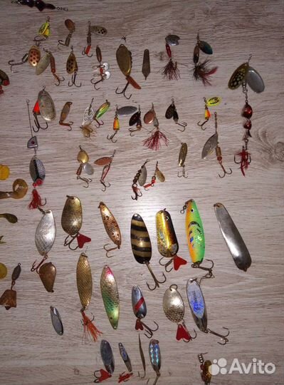 Воблер, твистер, снасть, блесна, вертушка