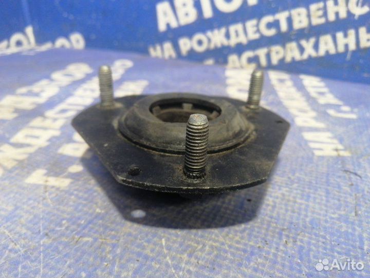 Опора амортизатора Ford Fiesta 6 купе 2010