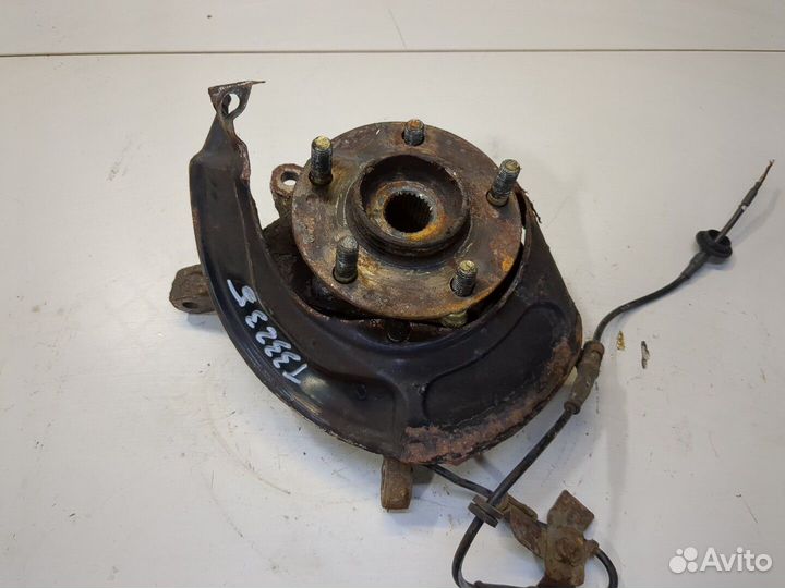 Ступица (кулак, цапфа) Mitsubishi Grandis, 2007