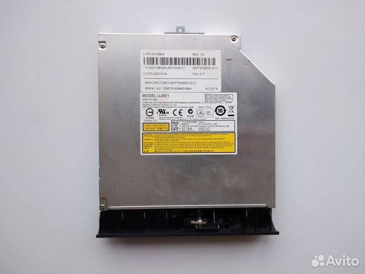 Оптический привод ноутбука UJ8E1