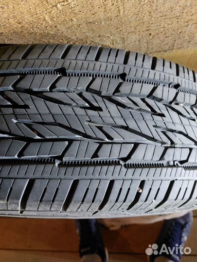 Continental ContiCrossContact LX2 215/65 R16