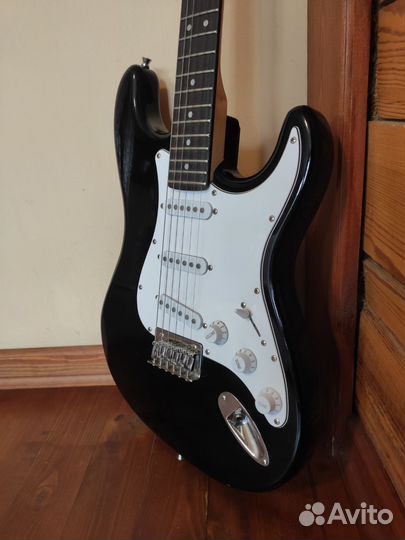 Электрогитара fender squier MM stratocaster Black