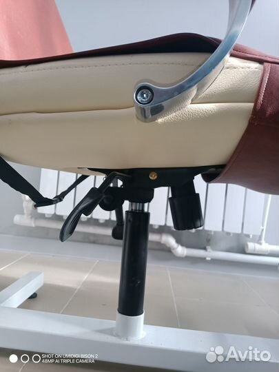 Стул для педикюра бу