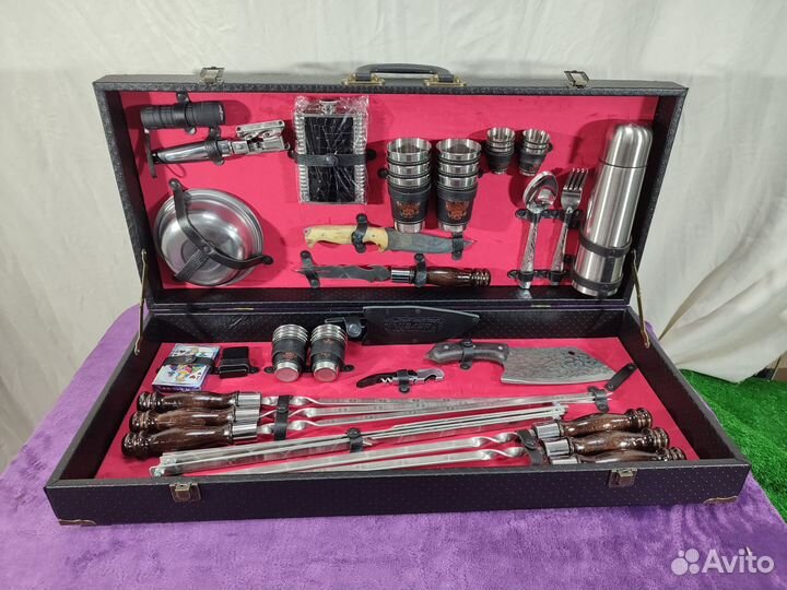 Набор нампуров в чемодане