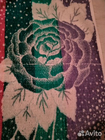 Махровые полотенца-2шт