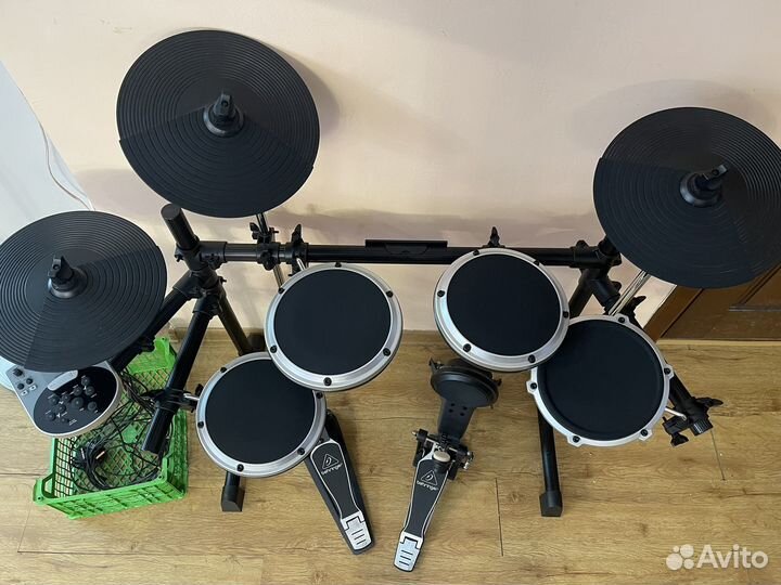 Электронная ударная установка behringer XD80USB