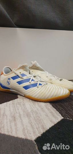 Футзалки adidas