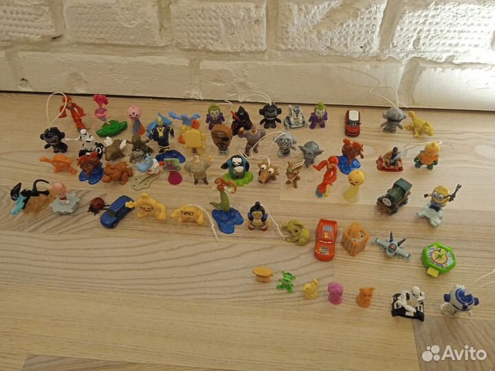 Игрушки Kinder surprise торг уместен