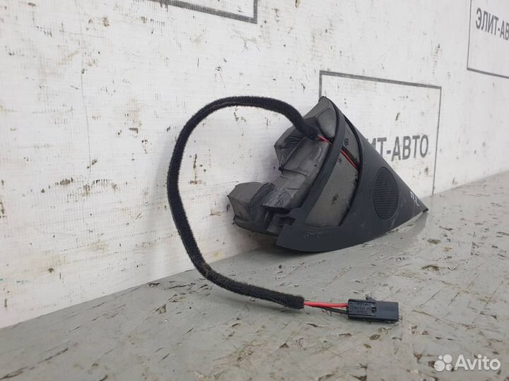 Пищалка левая правая Volkswagen Touareg