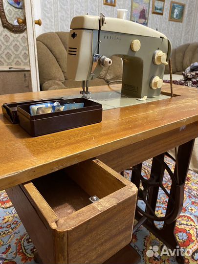 Швейная машина Veritas