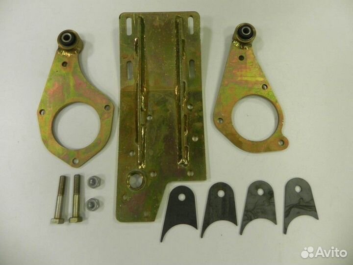 Независимое крепление переднего редуктора Нива