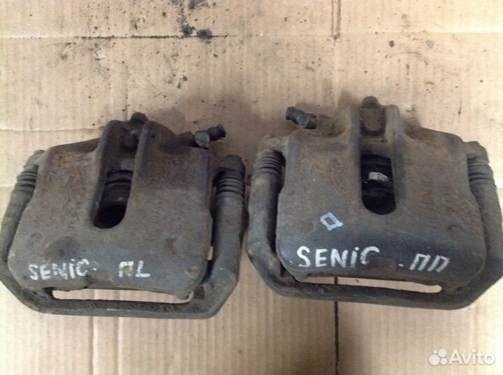 Суппорт передний Renault Scenic