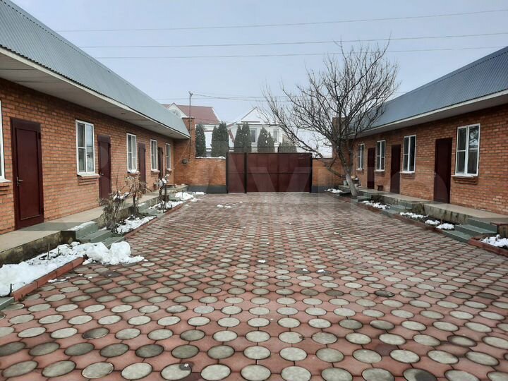 Здание, 270 м²