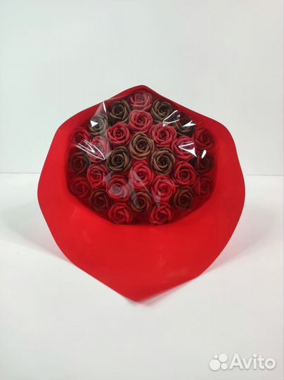 Букет из Белого и Молочного Шоколада - 29 Роз