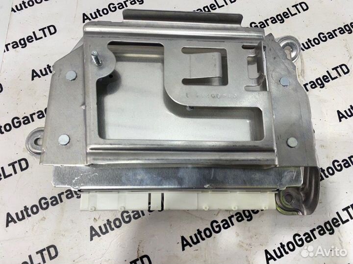 Блок управления пневмоподвеской Mercedes-Benz Gle